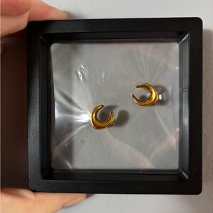 Gold Saddle 00 Gauges